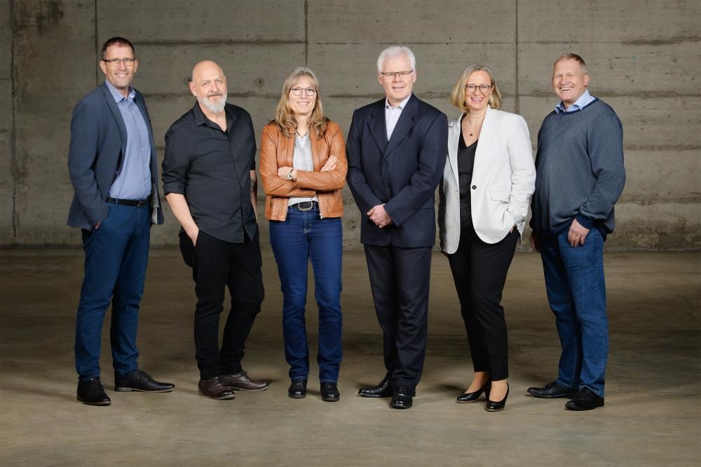 Joachim Predl, Rolf Henninger, Kerstin Höchst, Wolfgang Stein, Nicole Brenner, Erwin Schmid Sachgebietsleitungen AWB